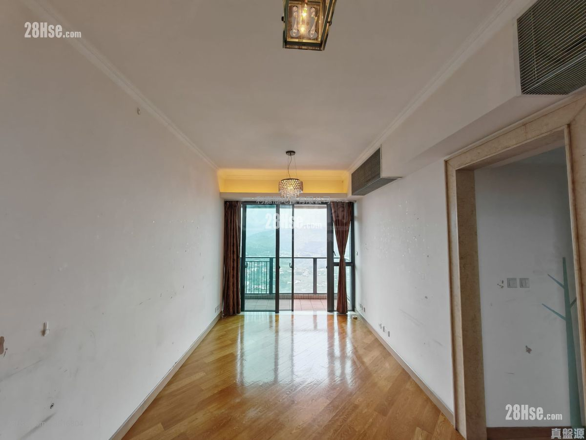 Yoho Midtown Sell 4 Bedrooms , 3 Bathrooms 948 ft² Yoho Midtown Sell 4 Bedrooms , 3 Bathrooms 948 ft²