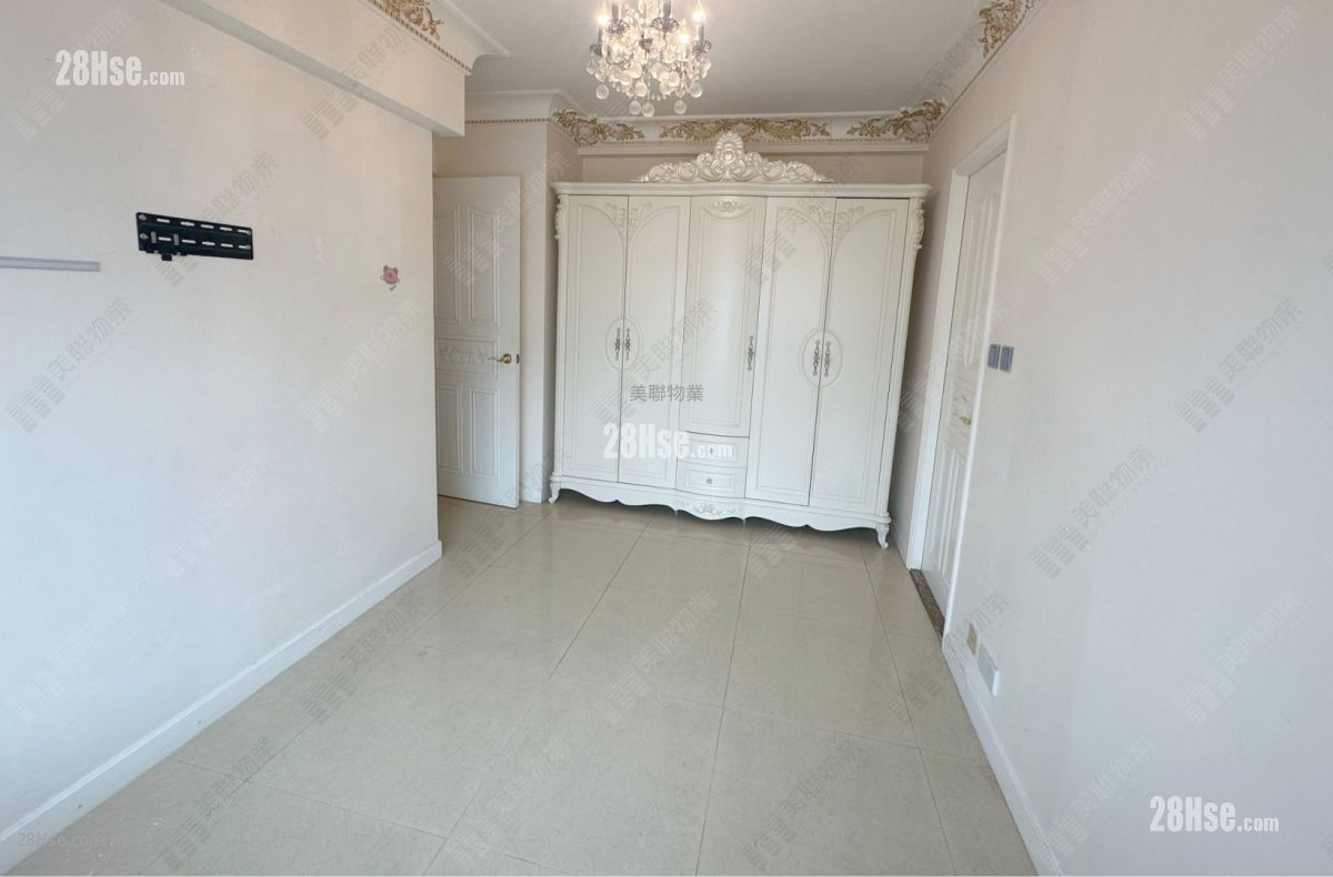 Vianni Cove Sell 3 Bedrooms 857 ft² Vianni Cove Sell 3 Bedrooms 857 ft²