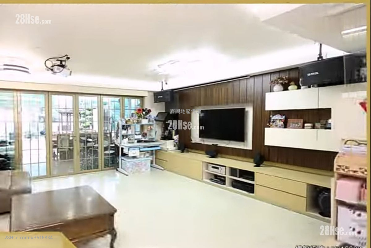 Lam Tsuen Sell 4 Bedrooms , 4 Bathrooms Lam Tsuen Sell 4 Bedrooms , 4 Bathrooms