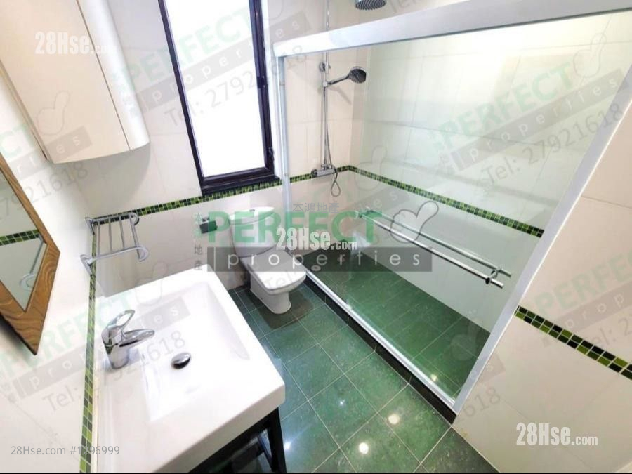 Violet Garden Rental 4 Bedrooms 1,450 ft² Violet Garden Rental 4 Bedrooms 1,450 ft²