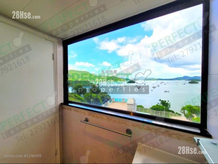 Violet Garden Rental 4 Bedrooms 1,450 ft² Violet Garden Rental 4 Bedrooms 1,450 ft²