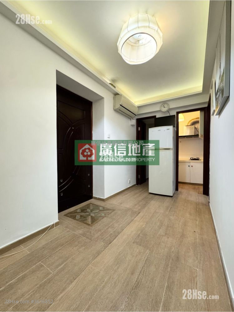 Wai Ching Court Sell 2 Bedrooms , 1 Bathroom 288 ft² Wai Ching Court Sell 2 Bedrooms , 1 Bathroom 288 ft²