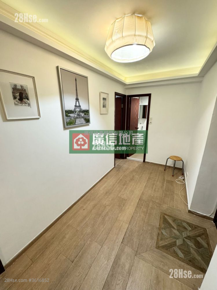 Wai Ching Court Sell 2 Bedrooms , 1 Bathroom 288 ft² Wai Ching Court Sell 2 Bedrooms , 1 Bathroom 288 ft²