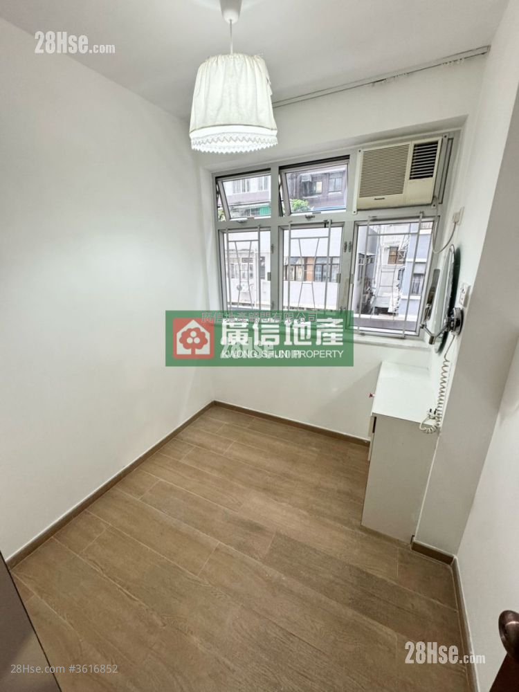 Wai Ching Court Sell 2 Bedrooms , 1 Bathroom 288 ft² Wai Ching Court Sell 2 Bedrooms , 1 Bathroom 288 ft²