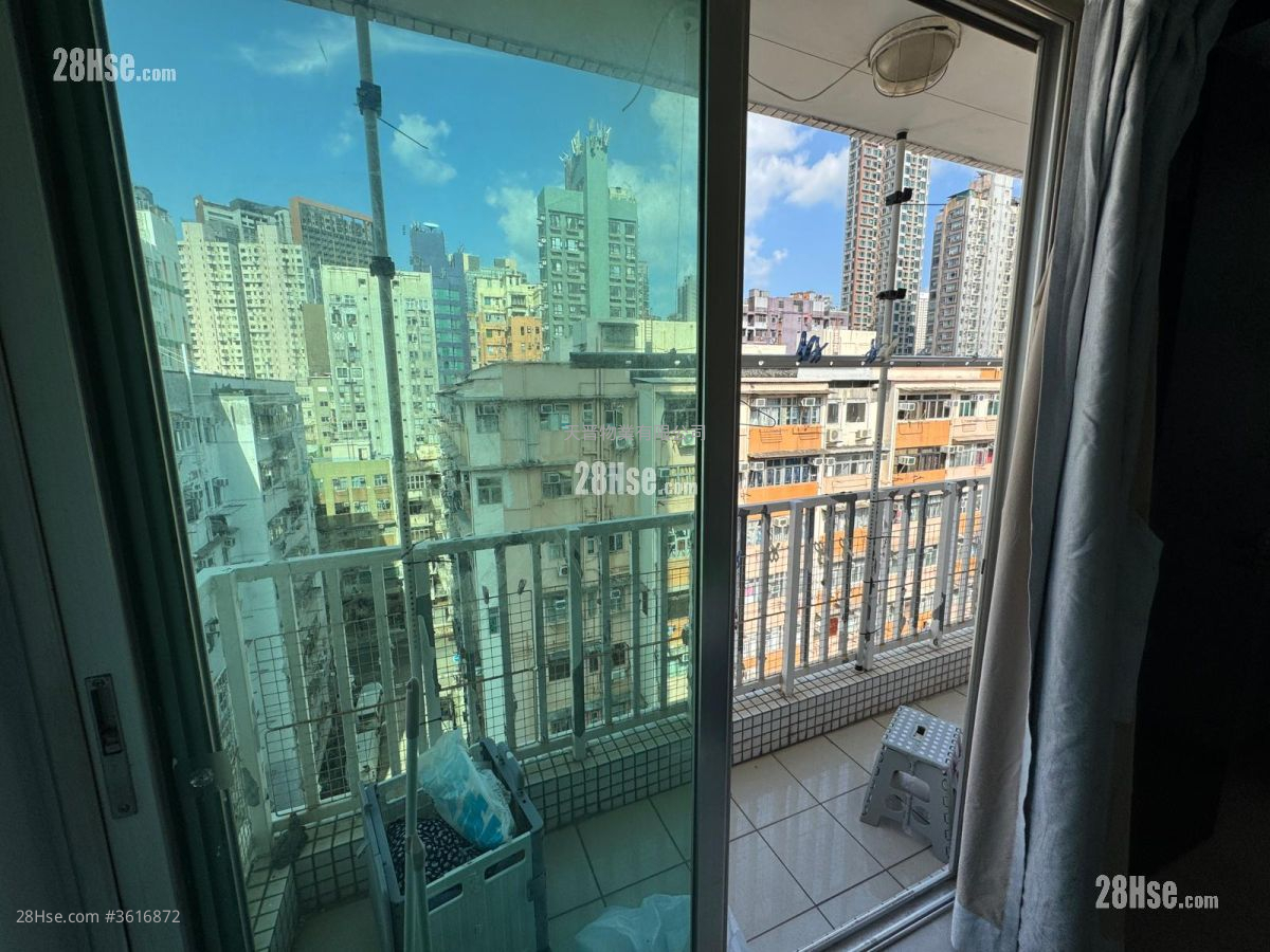 Kellet Court Sell 2 Bedrooms , 1 Bathroom 296 ft²