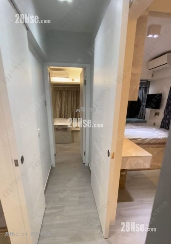 Park Royale Rental 3 Bedrooms , 2 Bathrooms 656 ft² Park Royale Rental 3 Bedrooms , 2 Bathrooms 656 ft²