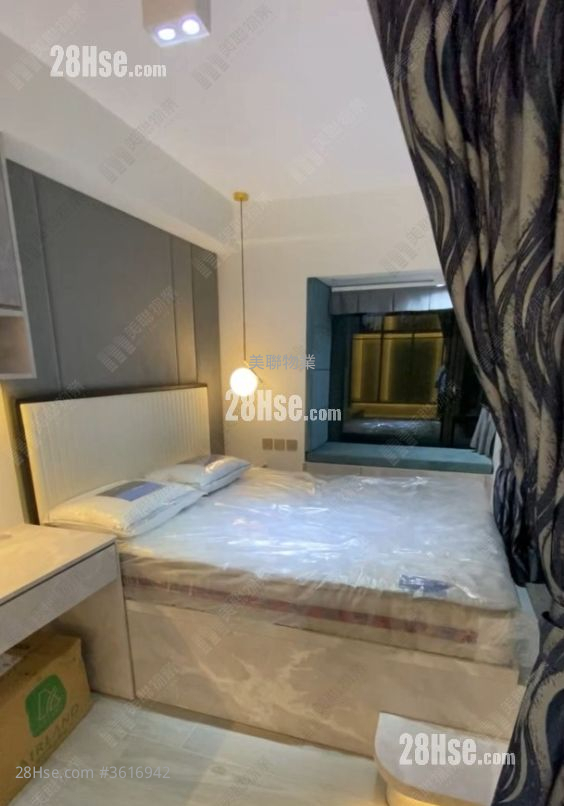 Park Royale Rental 3 Bedrooms , 2 Bathrooms 656 ft² Park Royale Rental 3 Bedrooms , 2 Bathrooms 656 ft²