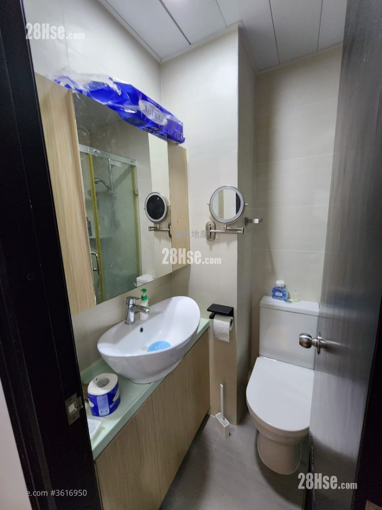 Kellet Court Sell 2 Bedrooms , 1 Bathroom 296 ft² Kellet Court Sell 2 Bedrooms , 1 Bathroom 296 ft²