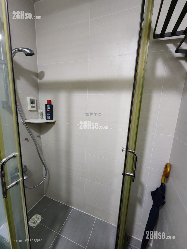 Kellet Court Sell 2 Bedrooms , 1 Bathroom 296 ft² Kellet Court Sell 2 Bedrooms , 1 Bathroom 296 ft²