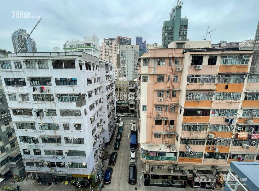 Kellet Court Sell 2 Bedrooms , 1 Bathroom 296 ft² Kellet Court Sell 2 Bedrooms , 1 Bathroom 296 ft²