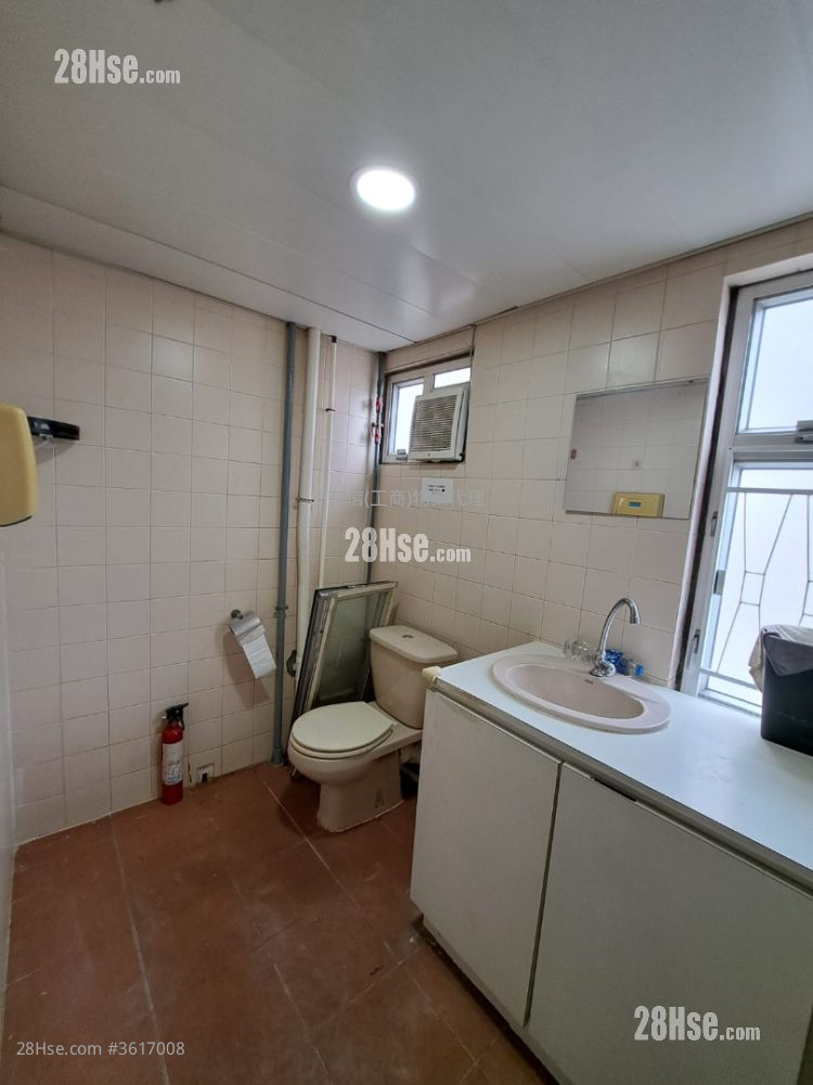 Goodluck Industrial Centre Rental 2 Toilets Goodluck Industrial Centre Rental 2 Toilets