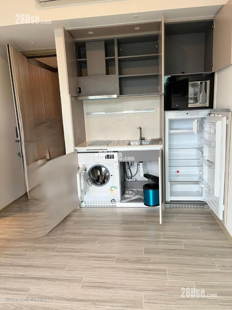 The Unit Soho Rental 1 Bedroom , 1 Bathroom 323 ft² The Unit Soho Rental 1 Bedroom , 1 Bathroom 323 ft²
