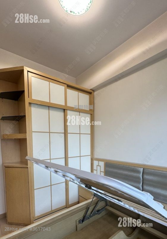 Twin Peaks Sell 2 Bedrooms , 1 Bathroom 461 ft² Twin Peaks Sell 2 Bedrooms , 1 Bathroom 461 ft²