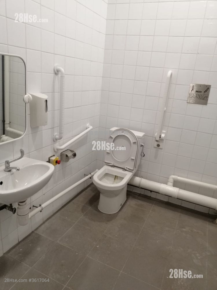 Cheung Sha Wan Shopping Mall Rental 3,000 ft² Cheung Sha Wan Shopping Mall Rental 3,000 ft²