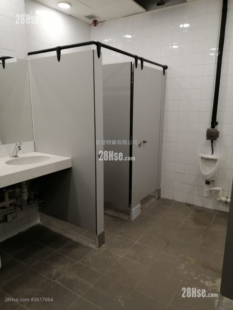 Cheung Sha Wan Shopping Mall Rental 3,000 ft² Cheung Sha Wan Shopping Mall Rental 3,000 ft²