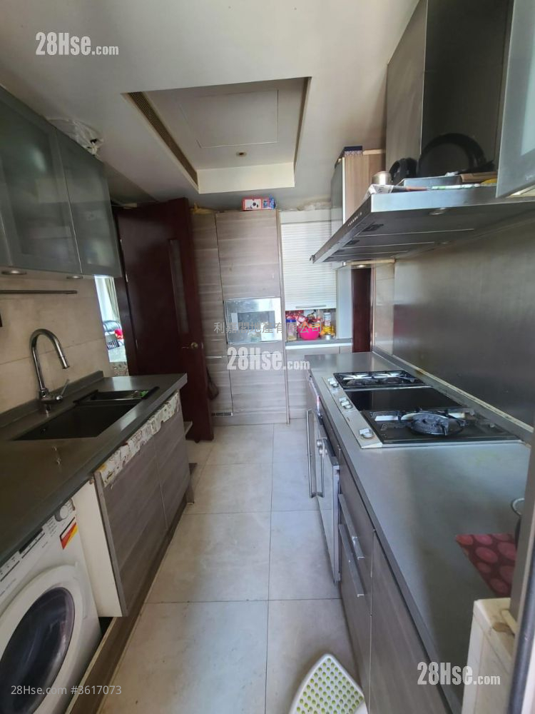 The Coronation Sell 4 Bedrooms , 2 Bathrooms 1,145 ft² The Coronation Sell 4 Bedrooms , 2 Bathrooms 1,145 ft²