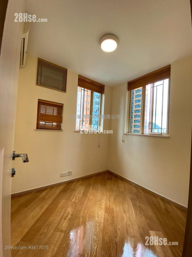 Harbour Place Rental 3 Bedrooms , 1 Bathroom 590 ft² Harbour Place Rental 3 Bedrooms , 1 Bathroom 590 ft²