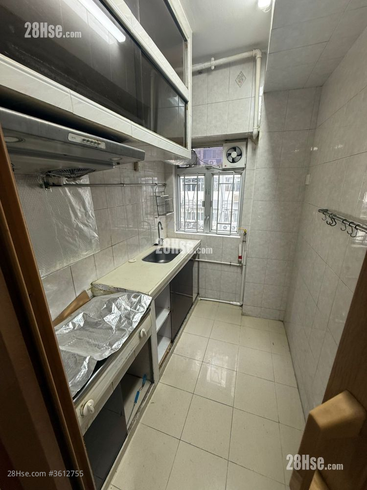 Loong King Mansion Rental 2 Bedrooms , 1 Bathroom Loong King Mansion Rental 2 Bedrooms , 1 Bathroom