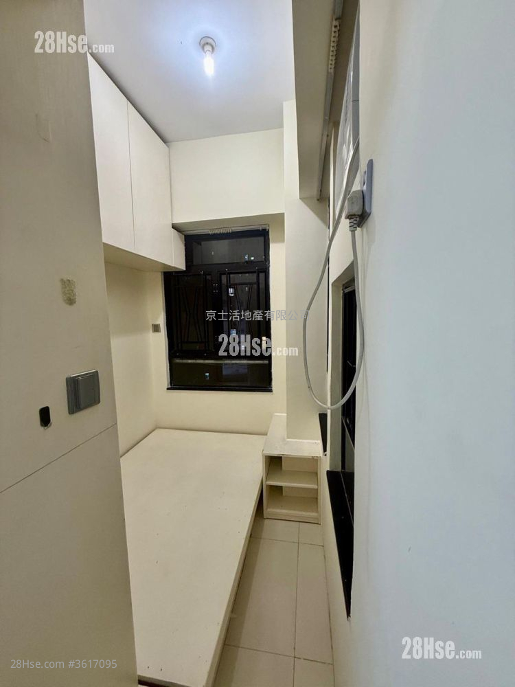 Tai Wai Tenement Building Rental 1 Bedroom , 1 Bathroom 237 ft² Tai Wai Tenement Building Rental 1 Bedroom , 1 Bathroom 237 ft²