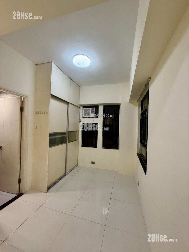 Tai Wai Tenement Building Rental 1 Bedroom , 1 Bathroom 237 ft² Tai Wai Tenement Building Rental 1 Bedroom , 1 Bathroom 237 ft²