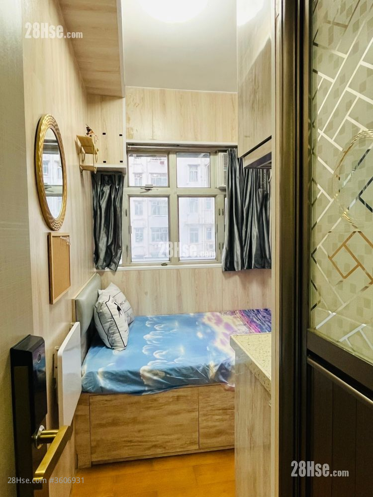 東發大廈 租盤 開放式間隔 130 平方呎