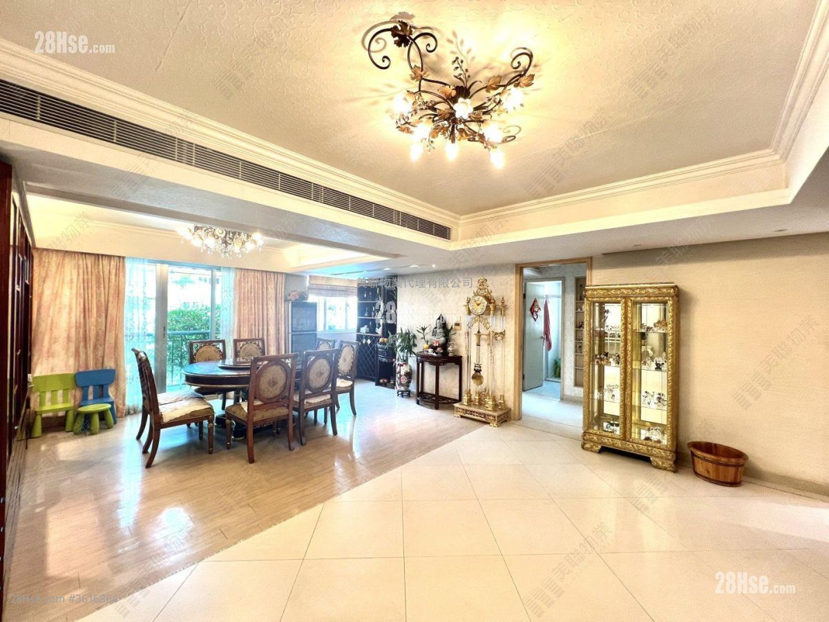 Grampian Crest Sell 5+ Bedrooms , 4 Bathrooms 1,769 ft² Grampian Crest Sell 5+ Bedrooms , 4 Bathrooms 1,769 ft²