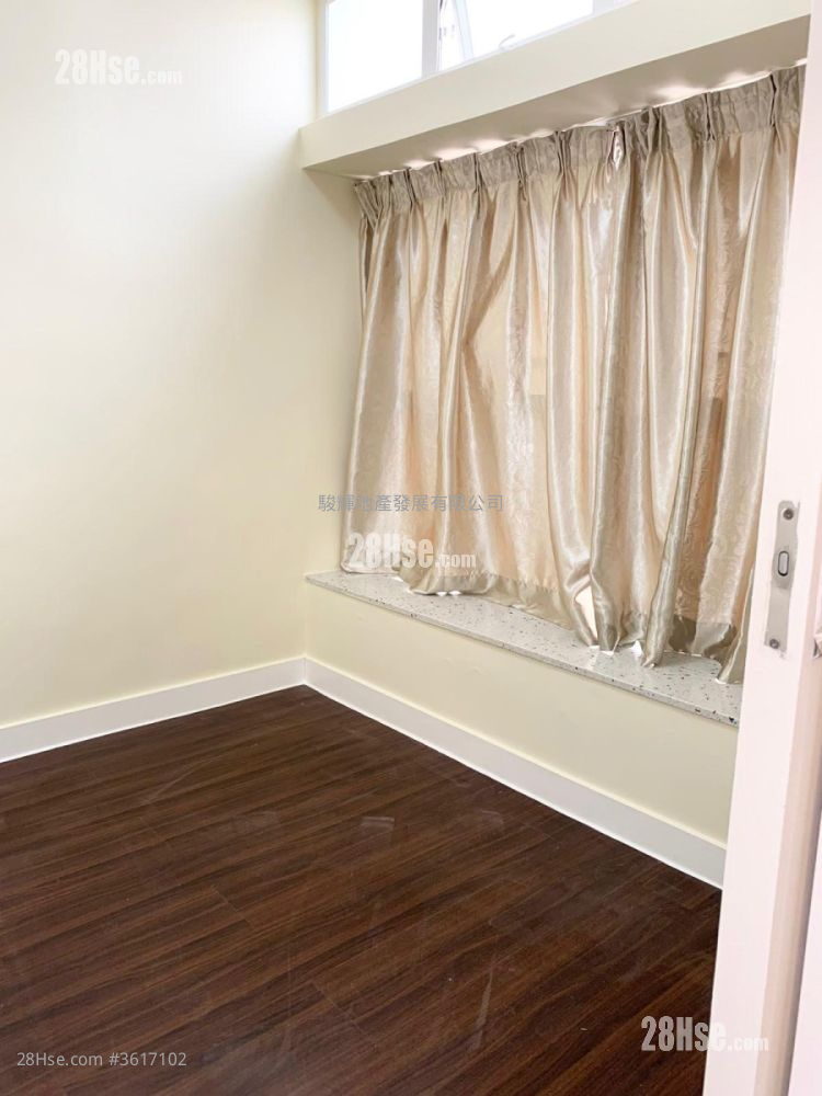 Wing Tai Building Sell 2 Bedrooms , 1 Bathroom 367 ft² Wing Tai Building Sell 2 Bedrooms , 1 Bathroom 367 ft²