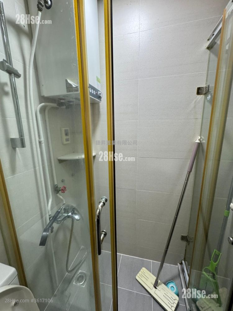 Kellet Court Sell 2 Bedrooms , 1 Bathroom 296 ft² Kellet Court Sell 2 Bedrooms , 1 Bathroom 296 ft²