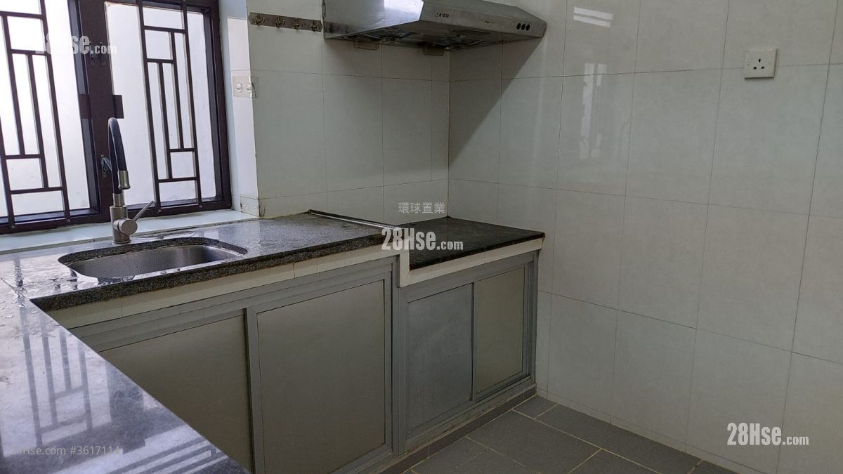 Village Rental 2 Bedrooms , 1 Bathroom Village Rental 2 Bedrooms , 1 Bathroom