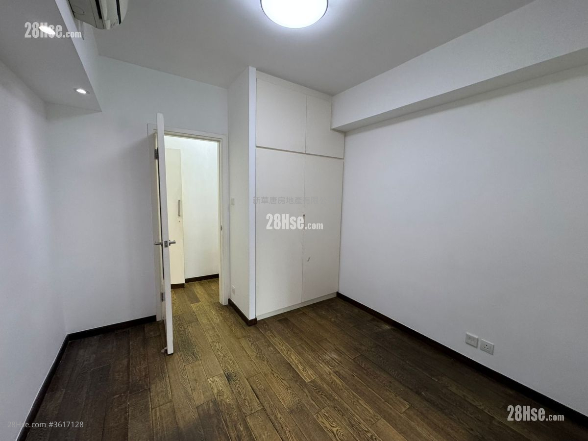 Robinson Heights Rental 1,000 ft² Robinson Heights Rental 1,000 ft²