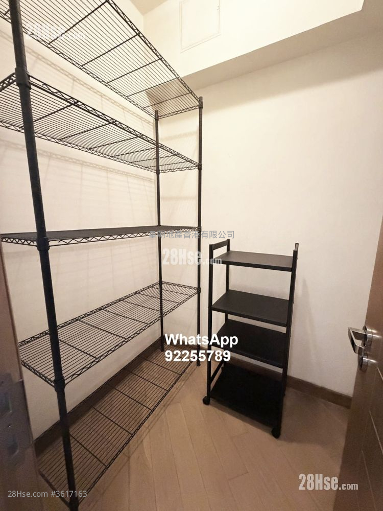 Belchers Hill Rental 3 Bedrooms , 2 Bathrooms 718 ft² Belchers Hill Rental 3 Bedrooms , 2 Bathrooms 718 ft²