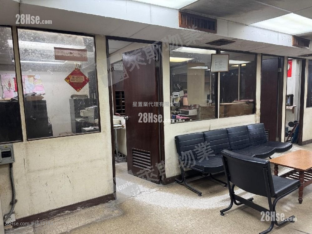 金熊工業中心 售盤 1 房 , 1 廁所 4,781 平方呎 金熊工業中心 售盤 1 房 , 1 廁所 4,781 平方呎