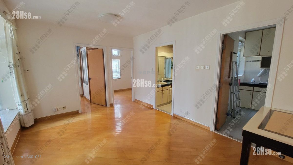 Riviera Gardens Rental 2 Bedrooms , 1 Bathroom 422 ft²