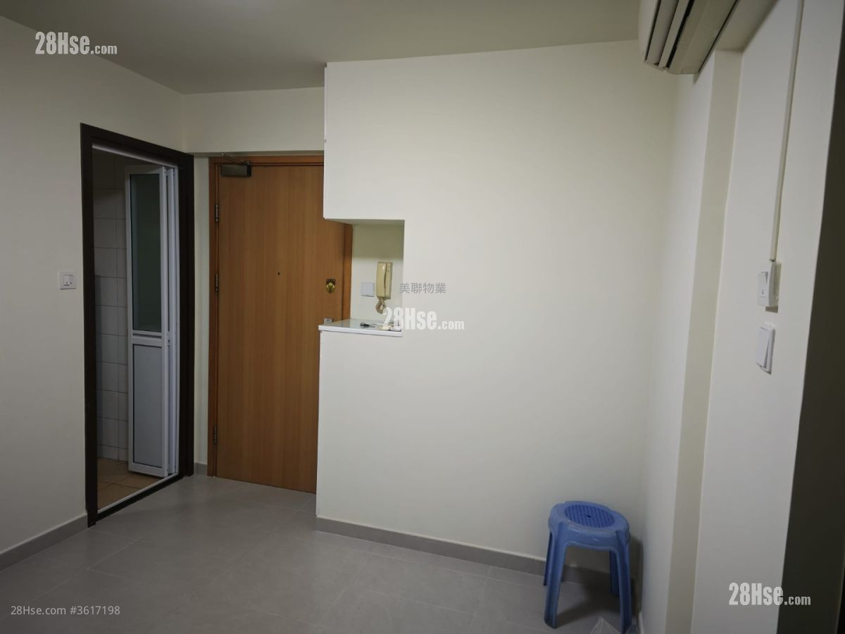 The Sherwood Rental 2 Bedrooms 362 ft² The Sherwood Rental 2 Bedrooms 362 ft²