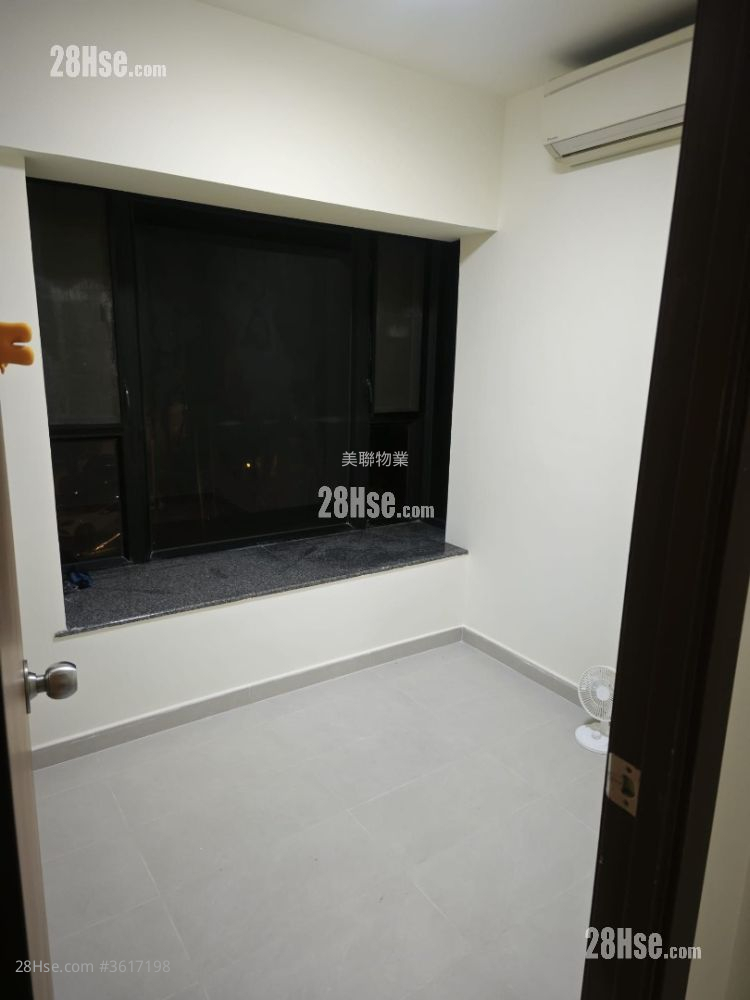 The Sherwood Rental 2 Bedrooms 362 ft² The Sherwood Rental 2 Bedrooms 362 ft²