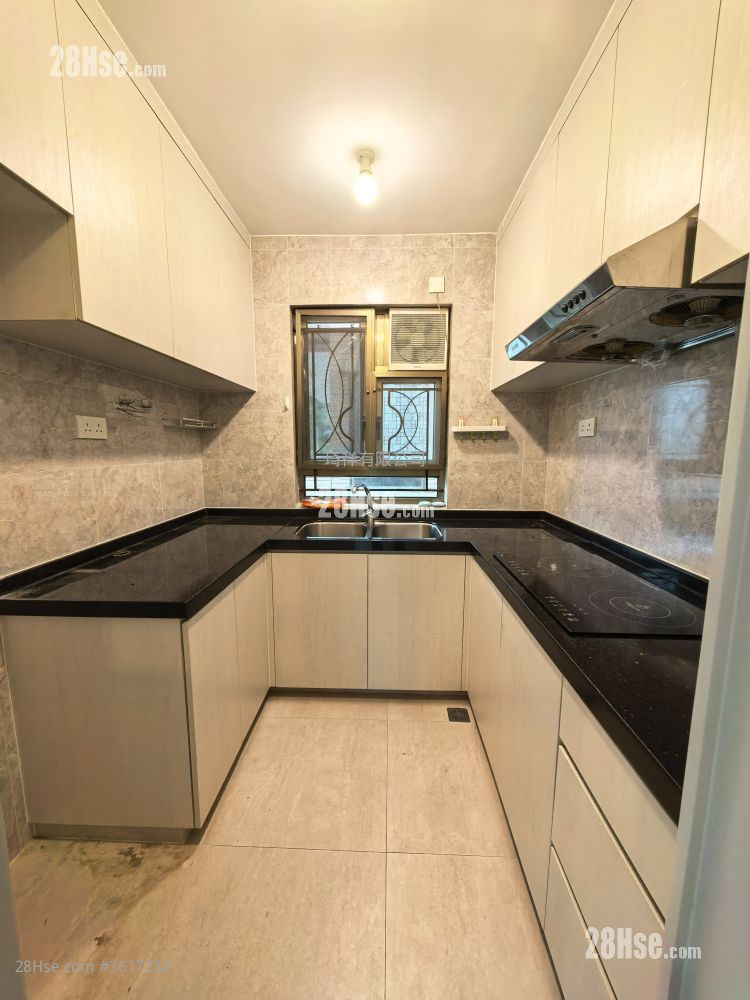 Village Rental 3 Bedrooms , 2 Bathrooms Village Rental 3 Bedrooms , 2 Bathrooms