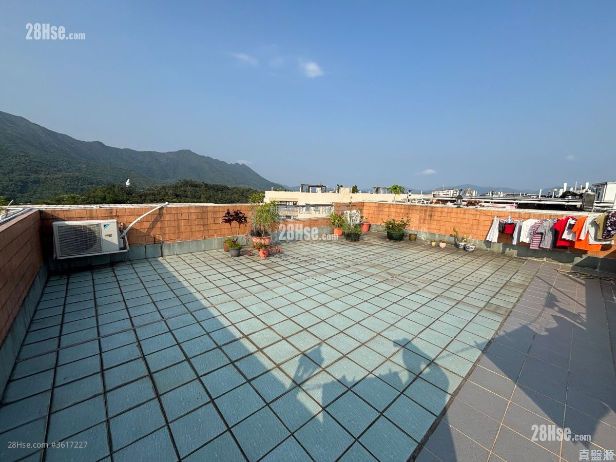 嘉豐花園 售盤 3 房 , 3 浴室 1,040 平方呎 嘉豐花園 售盤 3 房 , 3 浴室 1,040 平方呎