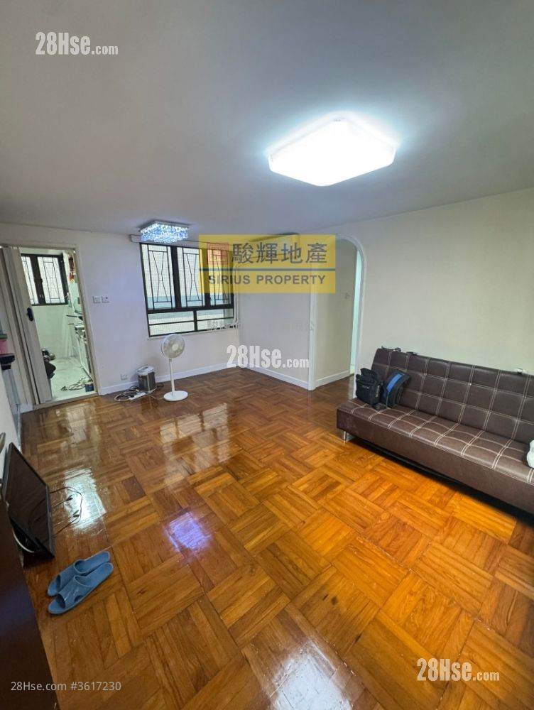 Hai Xin Mansion Sell 3 Bedrooms , 2 Bathrooms 596 ft² Hai Xin Mansion Sell 3 Bedrooms , 2 Bathrooms 596 ft²