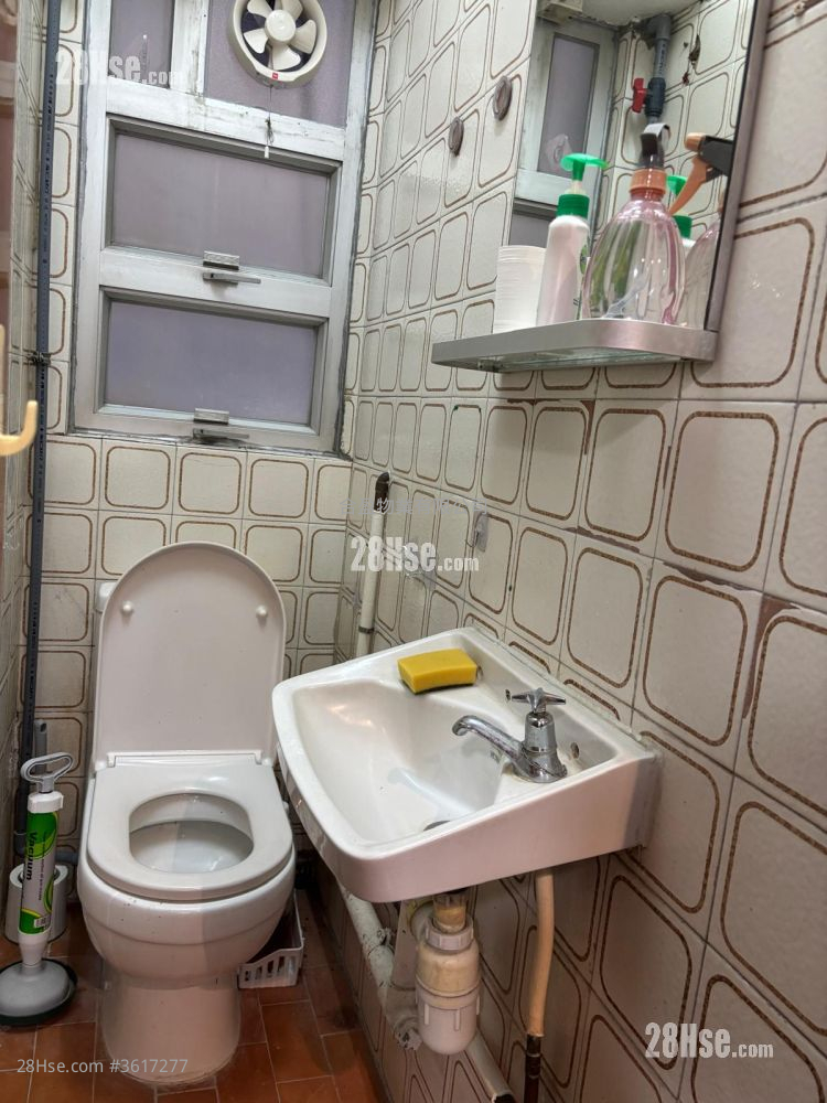 Cheong Tai Commercial Building Rental Studio , 1 Toilet Cheong Tai Commercial Building Rental Studio , 1 Toilet