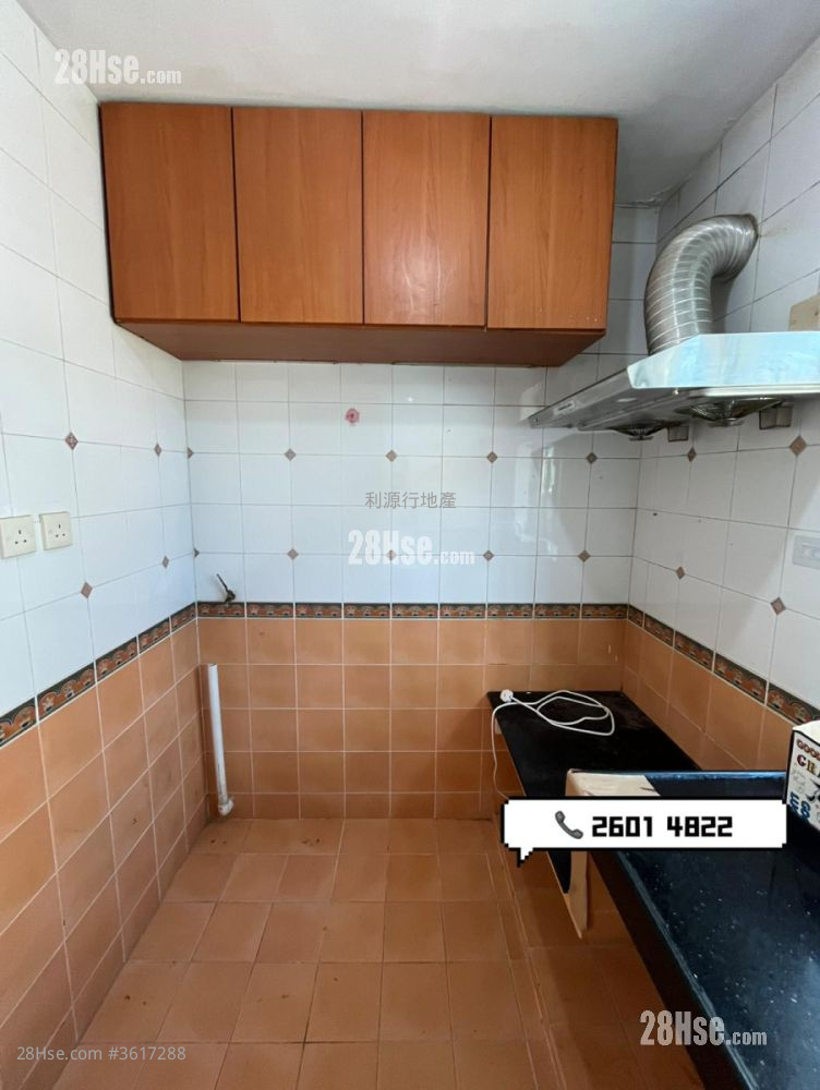 Village Rental 3 Bedrooms , 1 Bathroom 700 ft² Village Rental 3 Bedrooms , 1 Bathroom 700 ft²