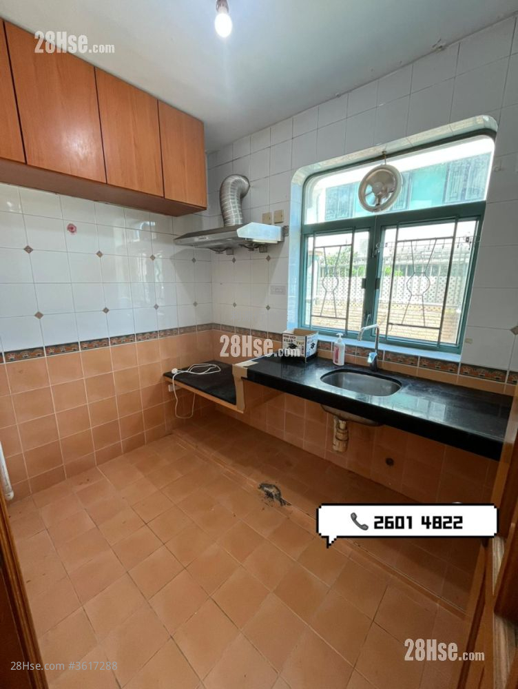 Village Rental 3 Bedrooms , 1 Bathroom 700 ft² Village Rental 3 Bedrooms , 1 Bathroom 700 ft²