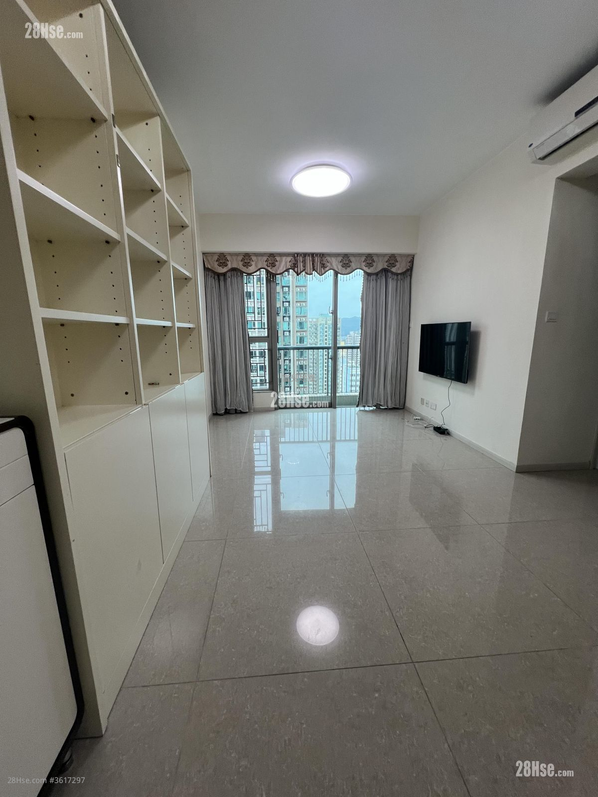 Yuccie Square Rental 3 Bedrooms , 2 Bathrooms 643 ft² Yuccie Square Rental 3 Bedrooms , 2 Bathrooms 643 ft²