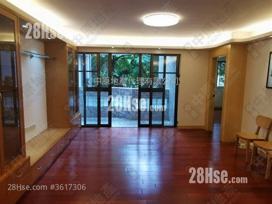 Magnolia Court Sell 3 Bedrooms 1,203 ft² Magnolia Court Sell 3 Bedrooms 1,203 ft²