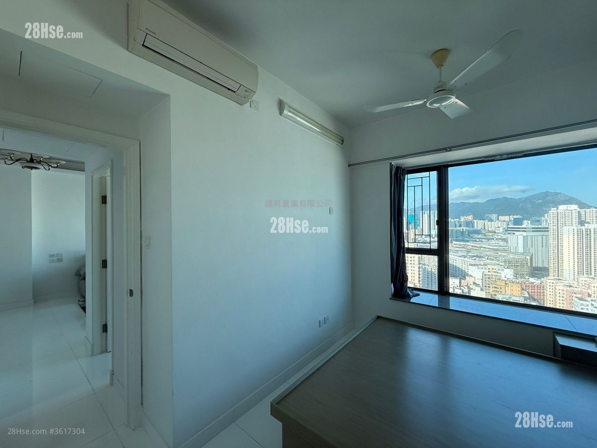 Royal Peninsula Sell 2 Bedrooms , 1 Bathroom 558 ft² Royal Peninsula Sell 2 Bedrooms , 1 Bathroom 558 ft²
