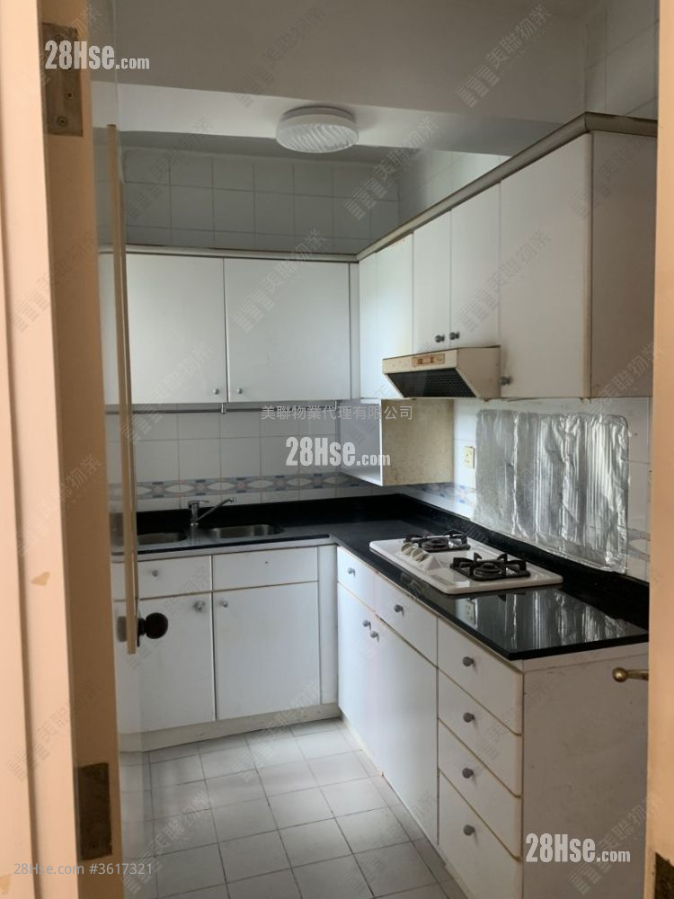Well On Garden Sell 3 Bedrooms 502 ft² Well On Garden Sell 3 Bedrooms 502 ft²