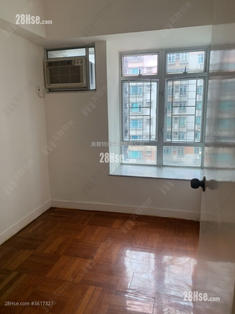 Well On Garden Sell 3 Bedrooms 502 ft² Well On Garden Sell 3 Bedrooms 502 ft²