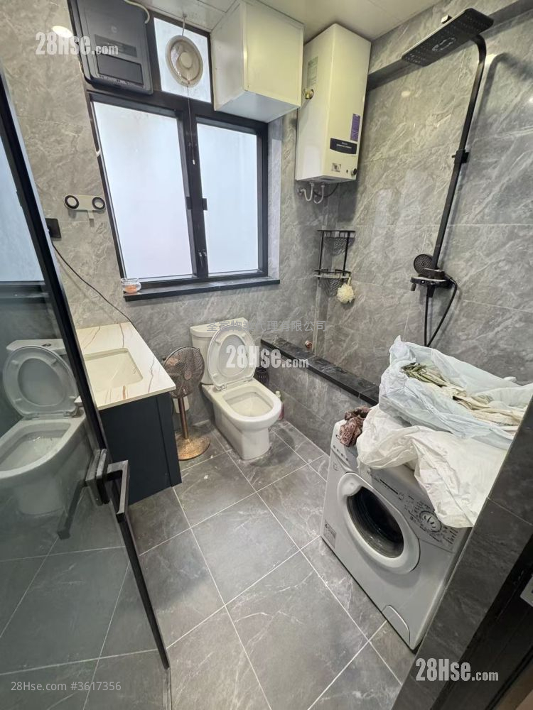 Yen Ya Building Rental 2 Bedrooms , 1 Bathroom 475 ft² Yen Ya Building Rental 2 Bedrooms , 1 Bathroom 475 ft²