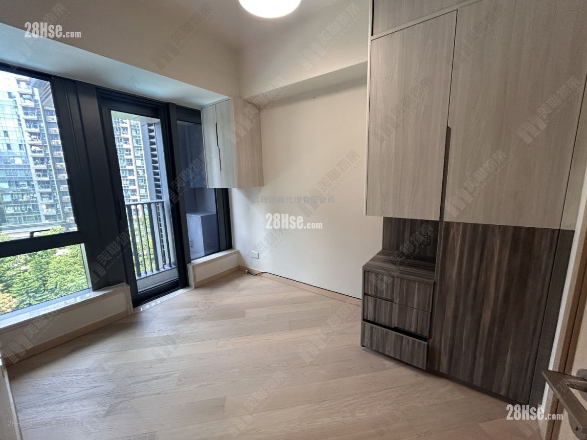 The Regent Sell 1 Bedroom 382 ft² The Regent Sell 1 Bedroom 382 ft²
