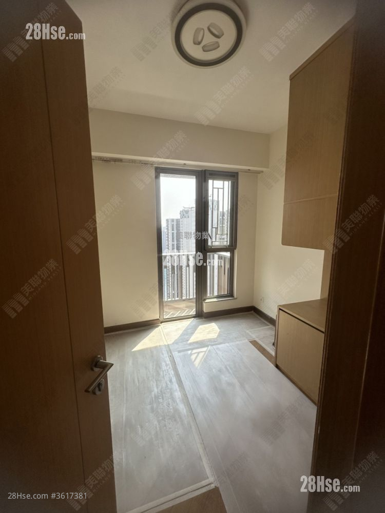 Parc City Sell 3 Bedrooms , 2 Bathrooms 801 ft² Parc City Sell 3 Bedrooms , 2 Bathrooms 801 ft²