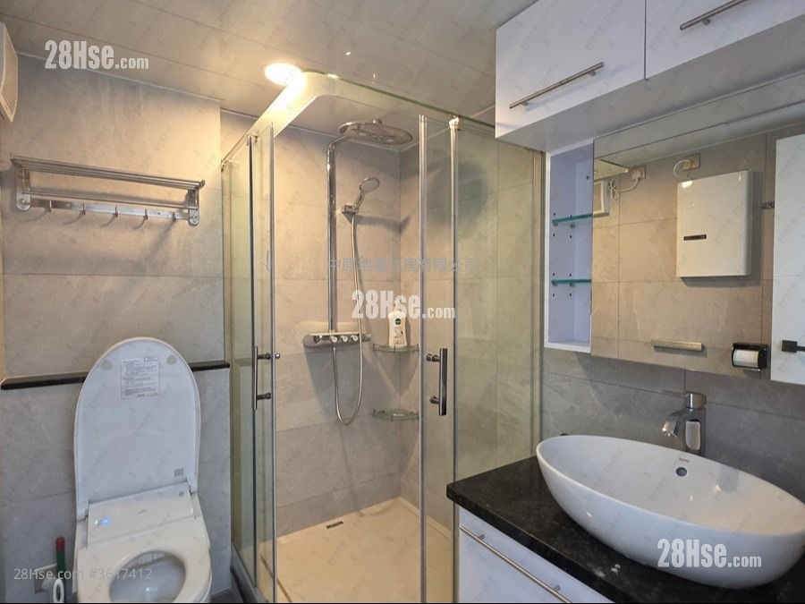 Mayfair Court Rental 3 Bedrooms , 3 Bathrooms 1,048 ft² Mayfair Court Rental 3 Bedrooms , 3 Bathrooms 1,048 ft²